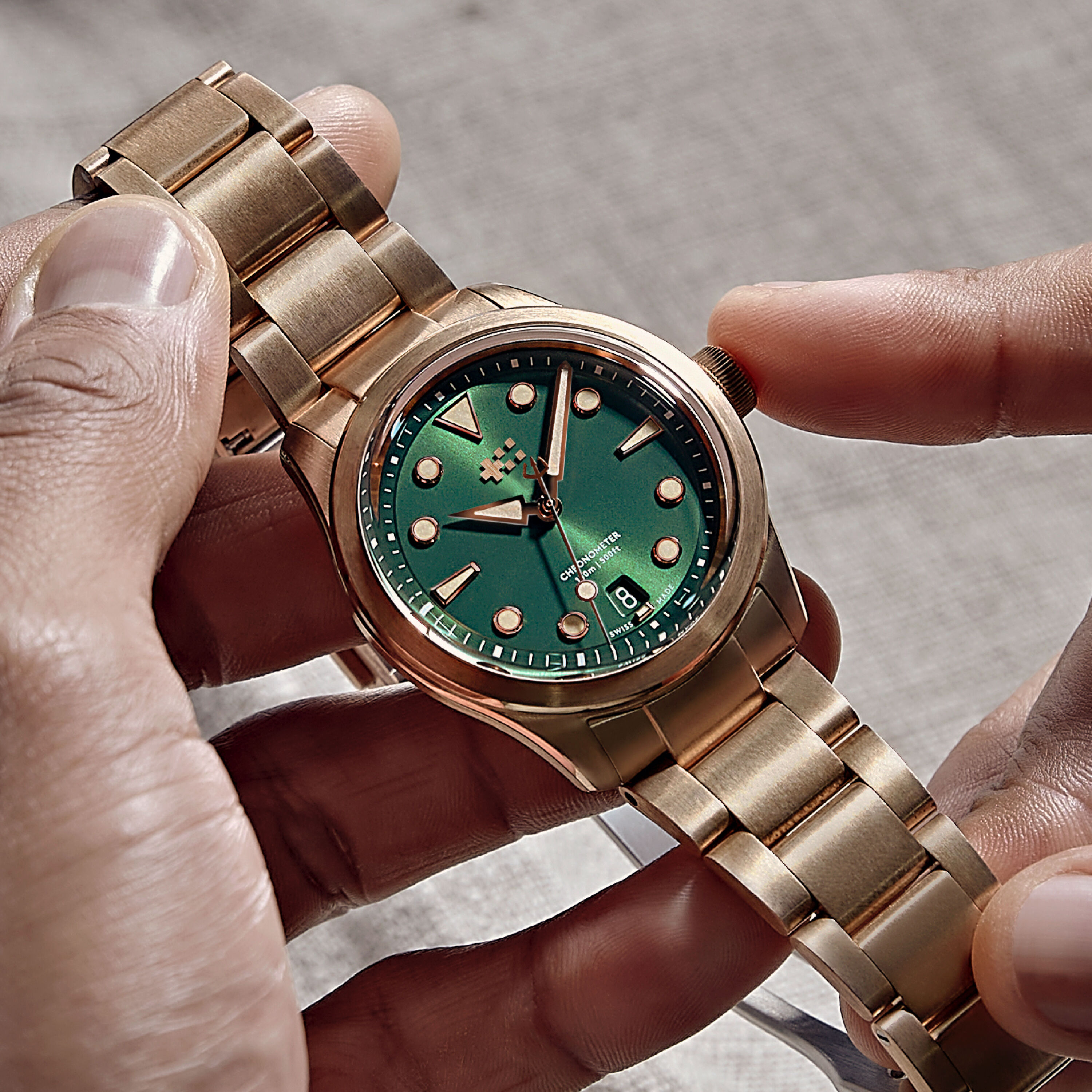 C65 Dune Bronze COSC Christopher Ward