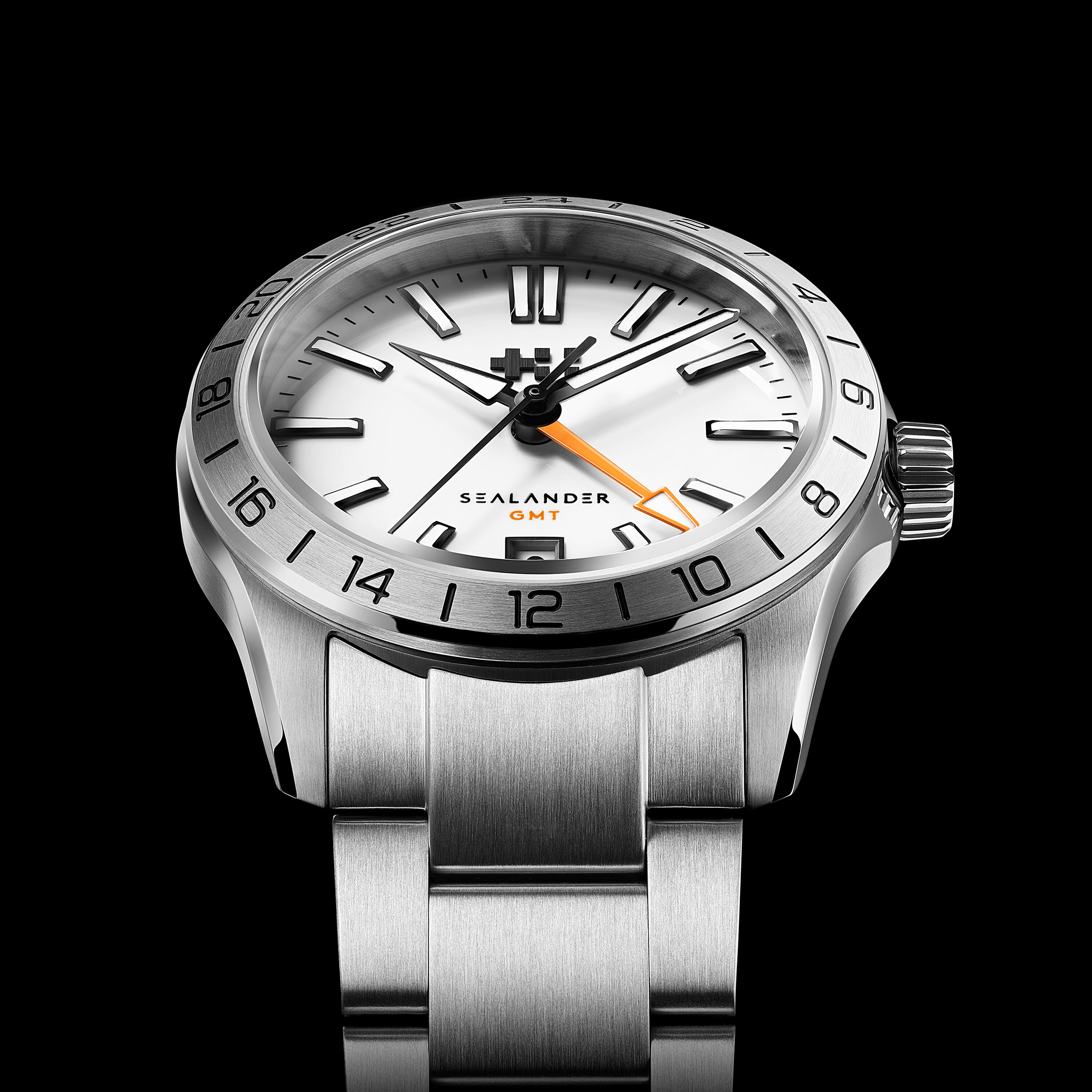 C63 Sealander GMT | Christopher Ward