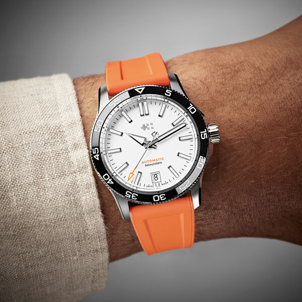 C60 Trident Pro 300