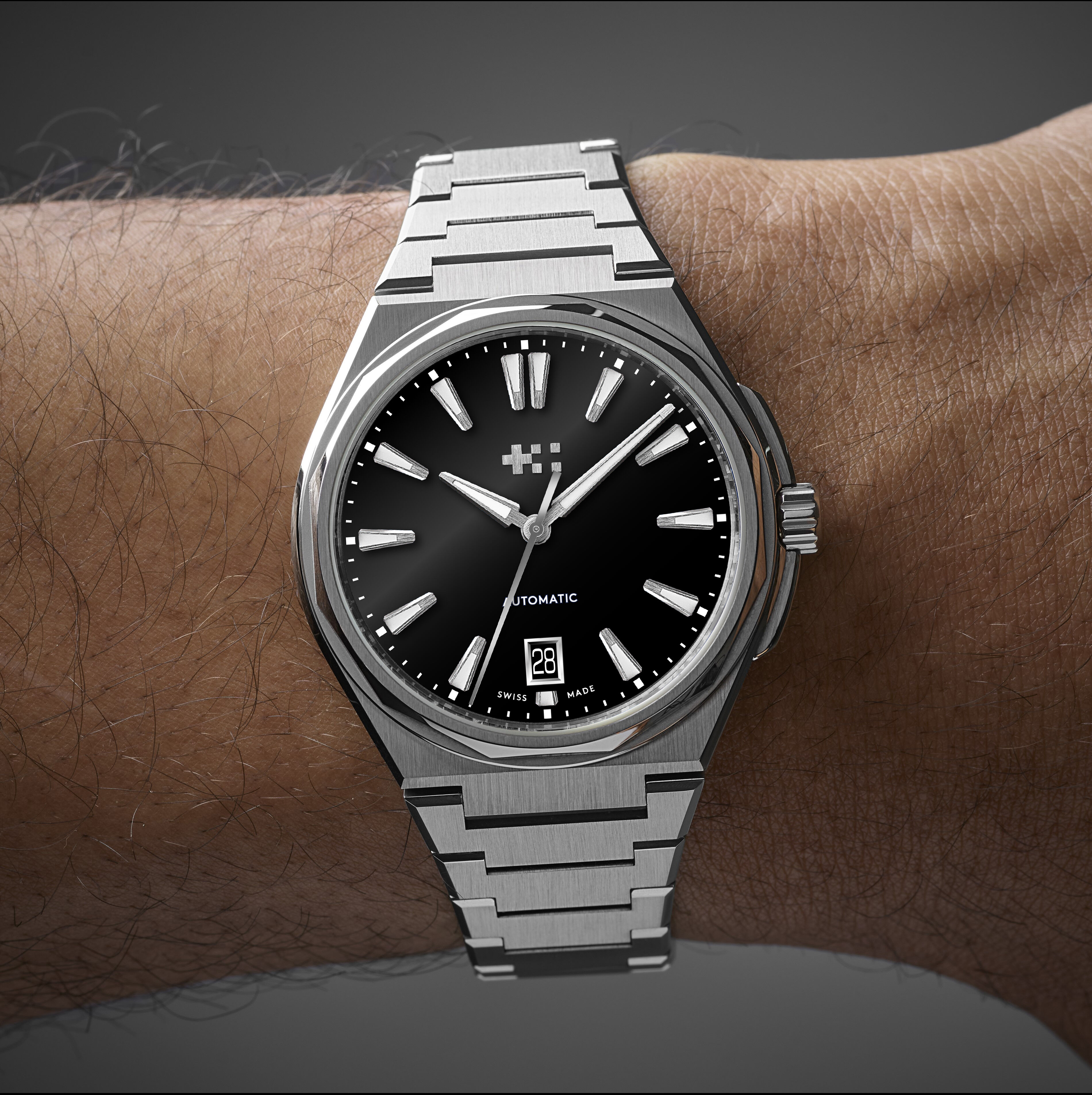 NAUTILUS Twelve ブラック The Twelve Midnight | Christopher Ward