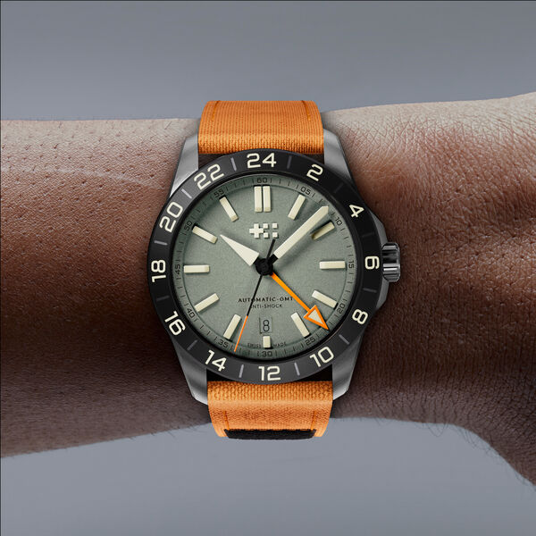C63 Sealander Extreme GMT