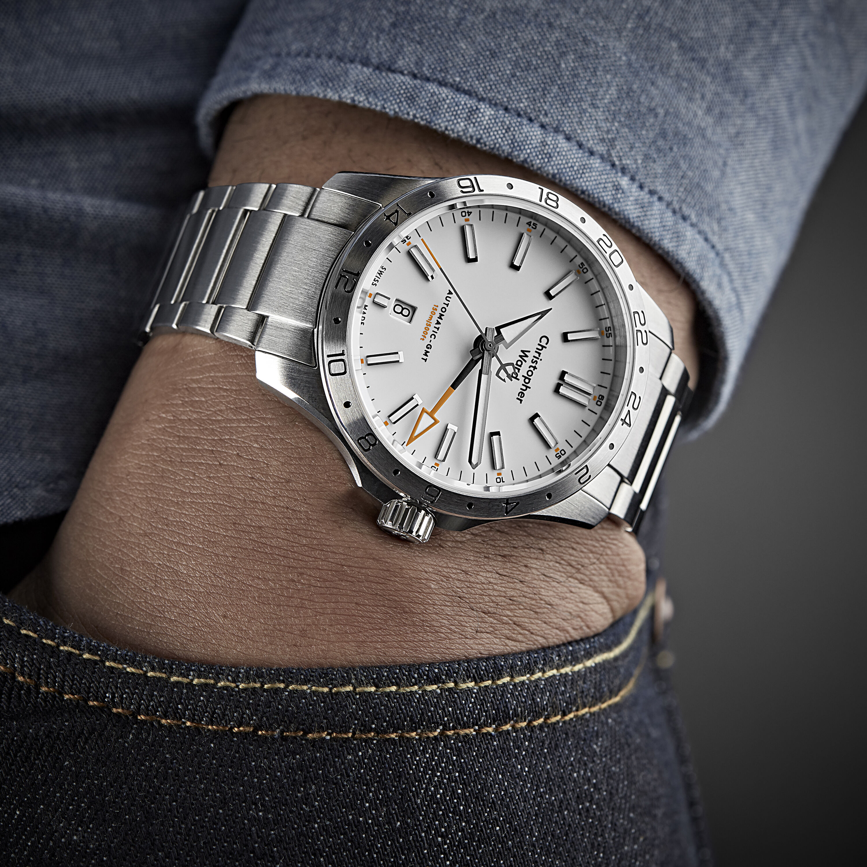 39mm discount gmt watch
