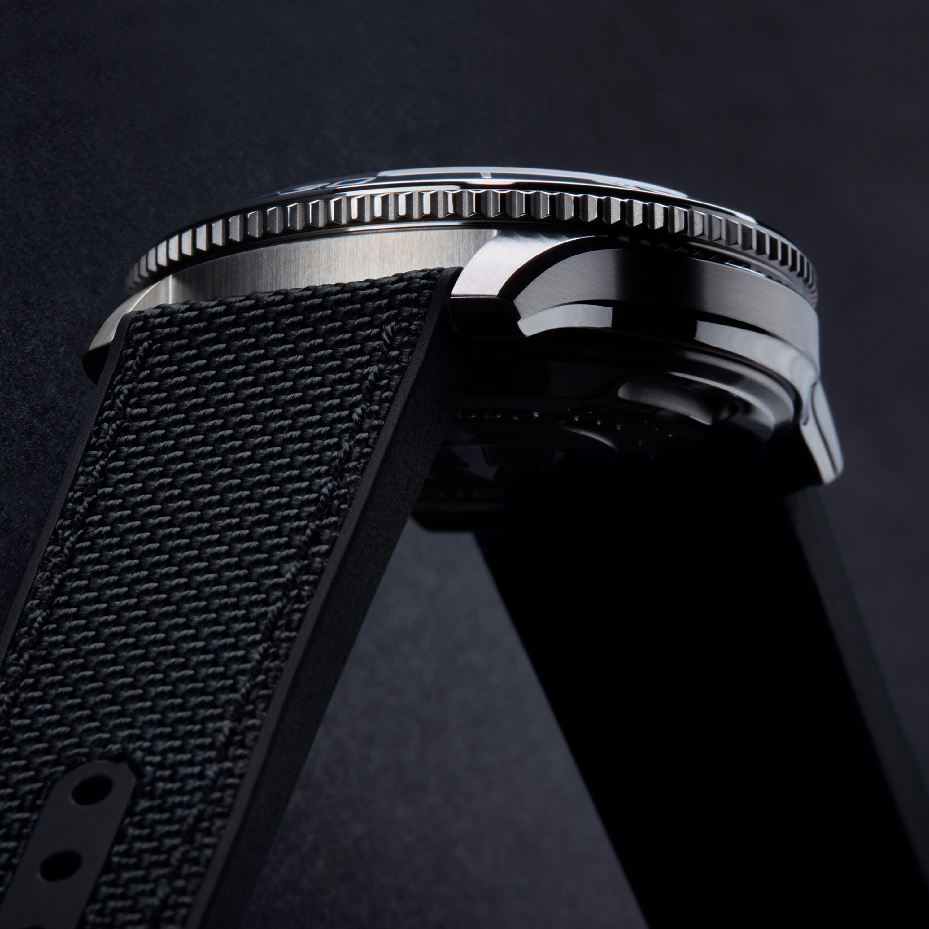 christopher ward trident pro