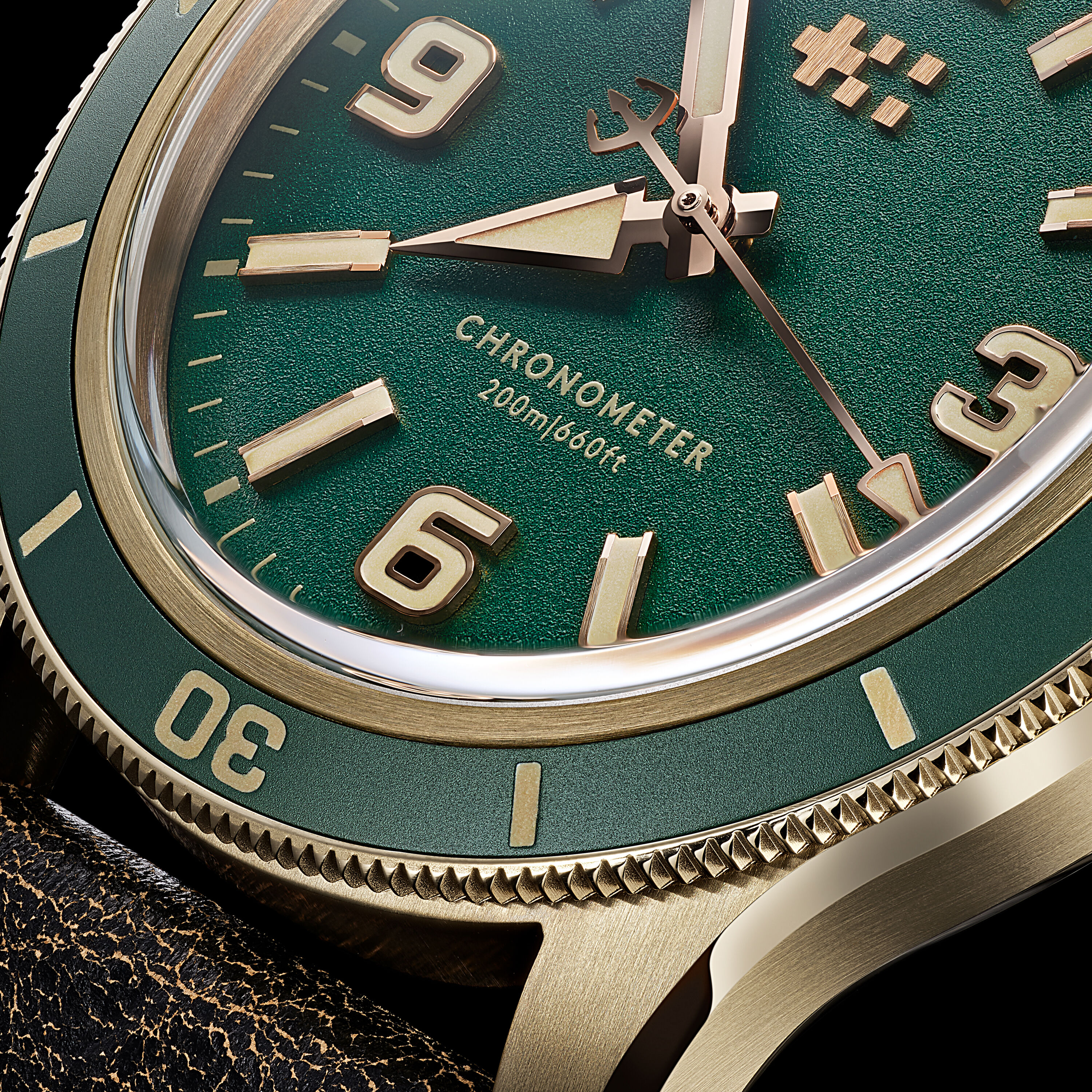 Trident Biscay Bronze | Christopher Ward