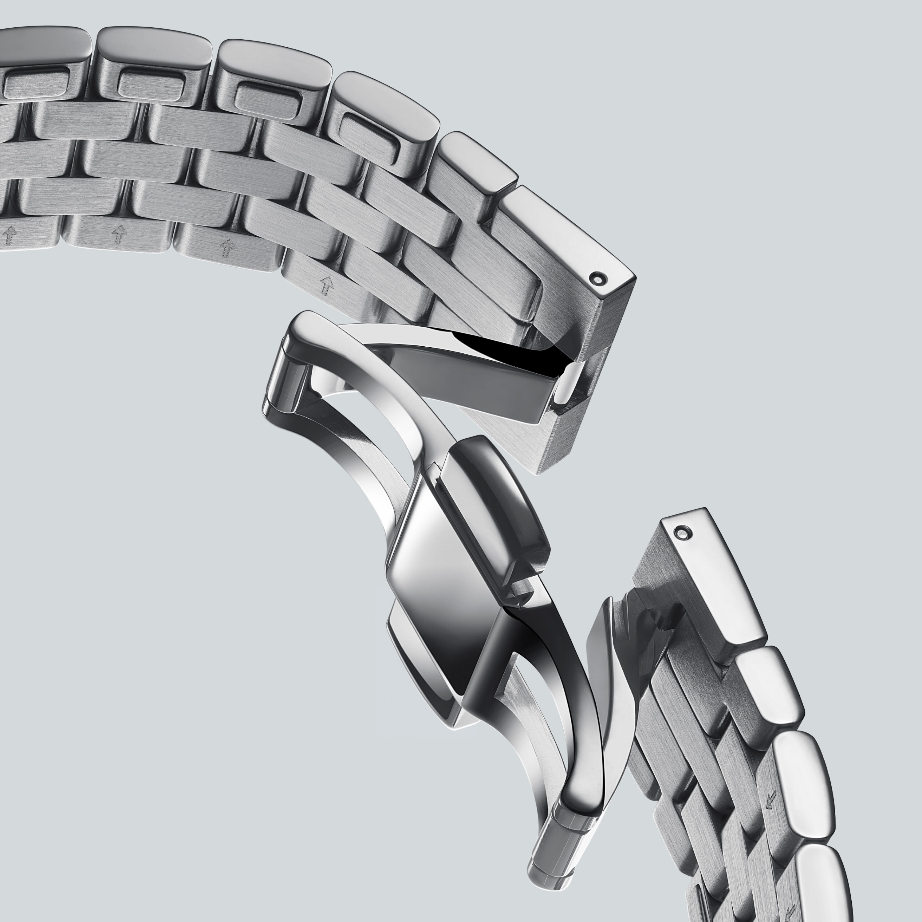 iLink™ Consort Bracelet - 42mm | Christopher Ward