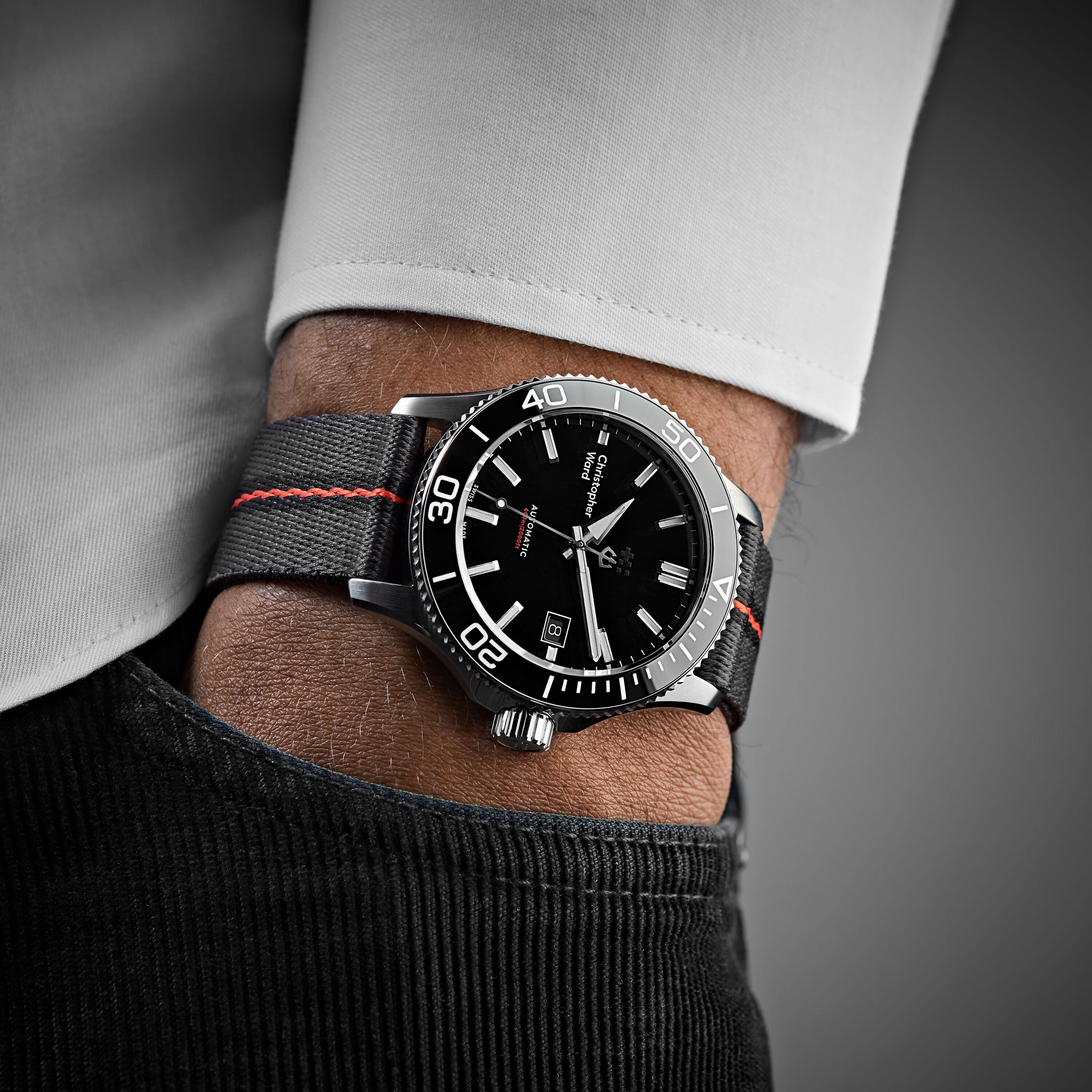 christopher ward trident 600
