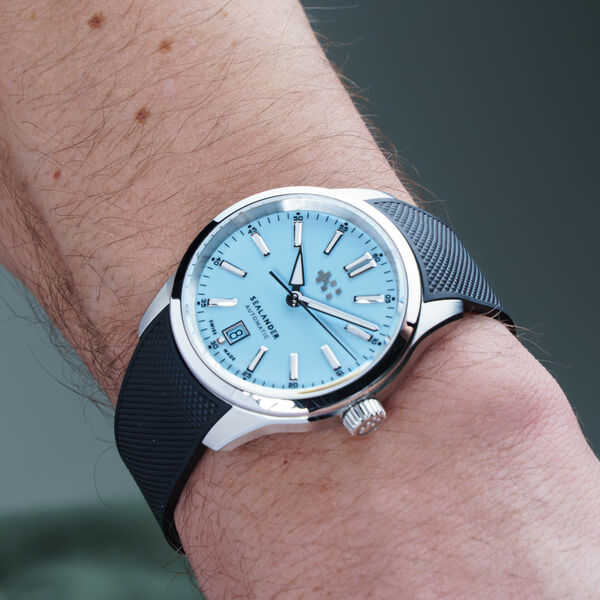 C63 Sealander Automatic