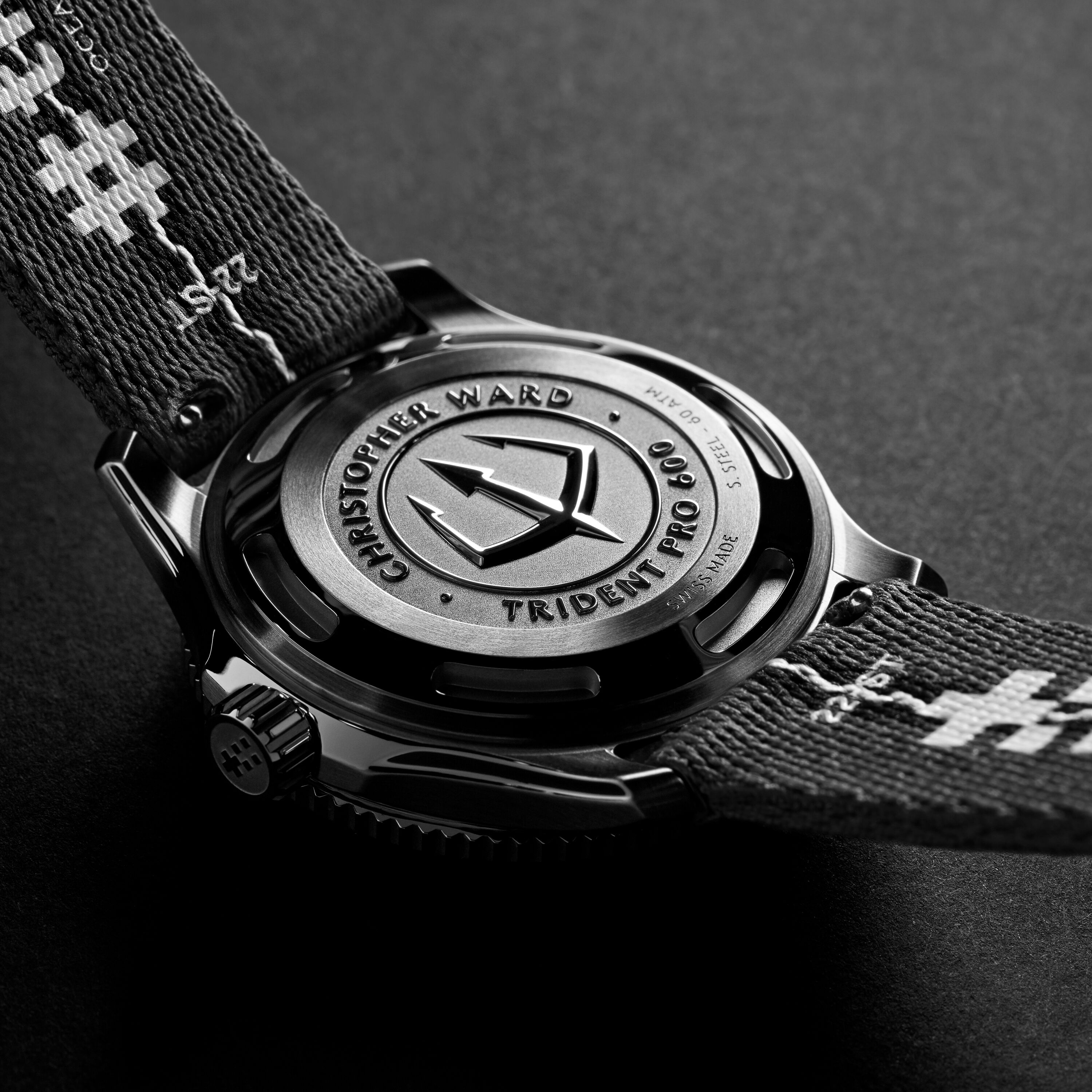 Christopher ward c60 best sale trident pro gmt 600