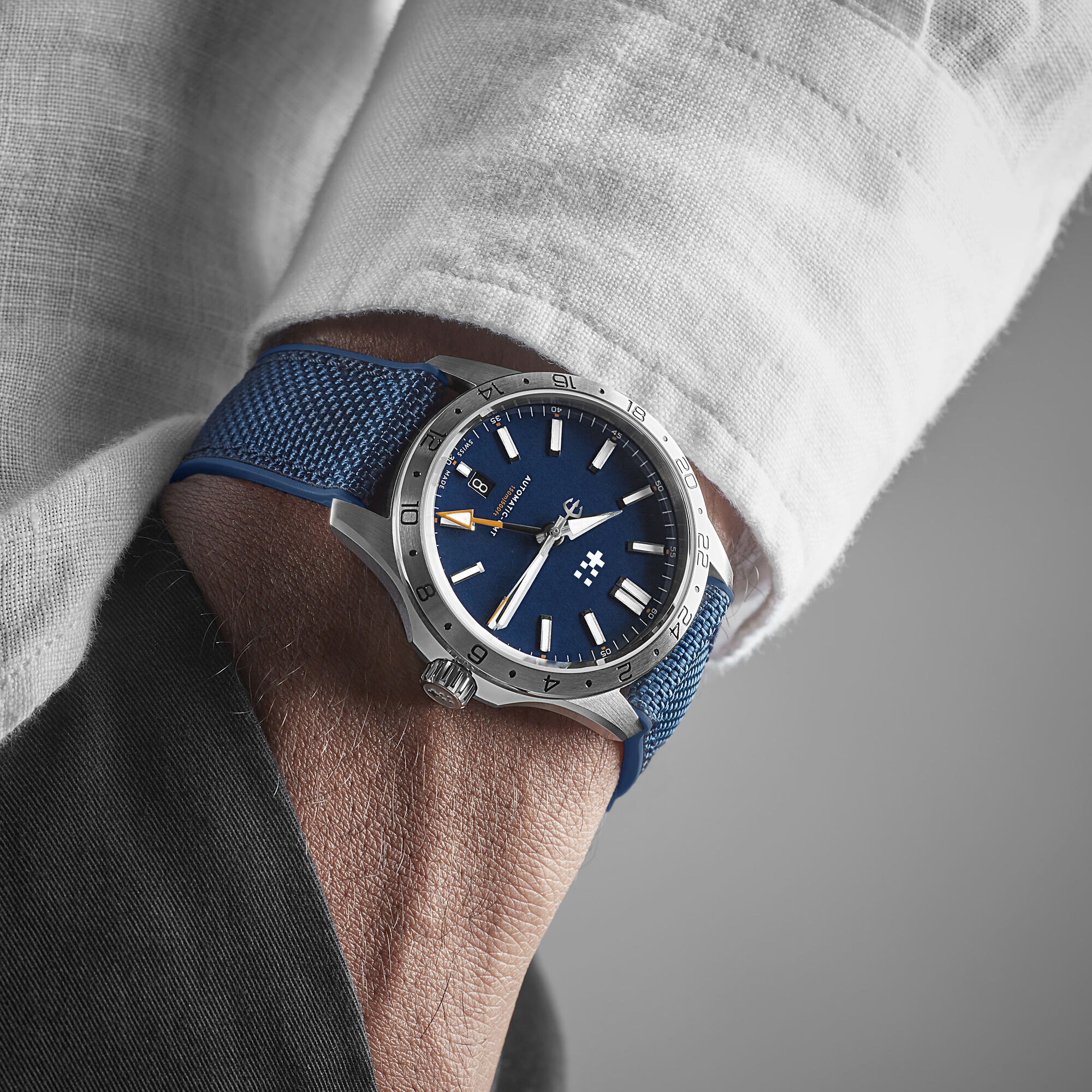 C63 Sealander GMT Christopher Ward