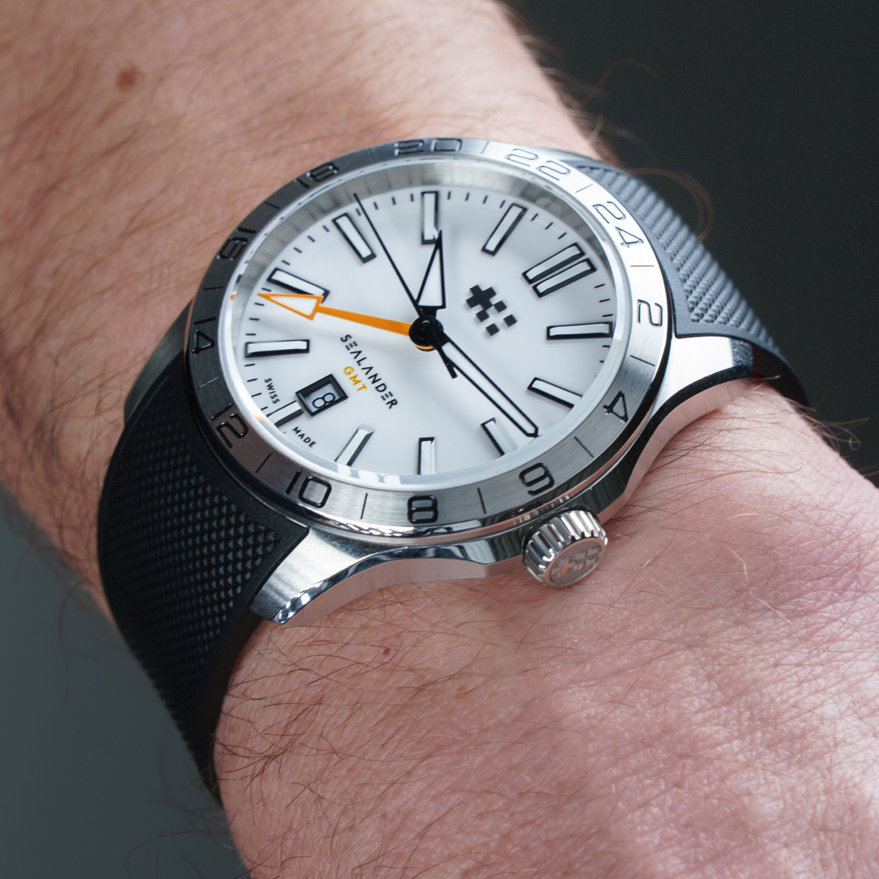C63 42mm Integrated Rubber | Christopher Ward