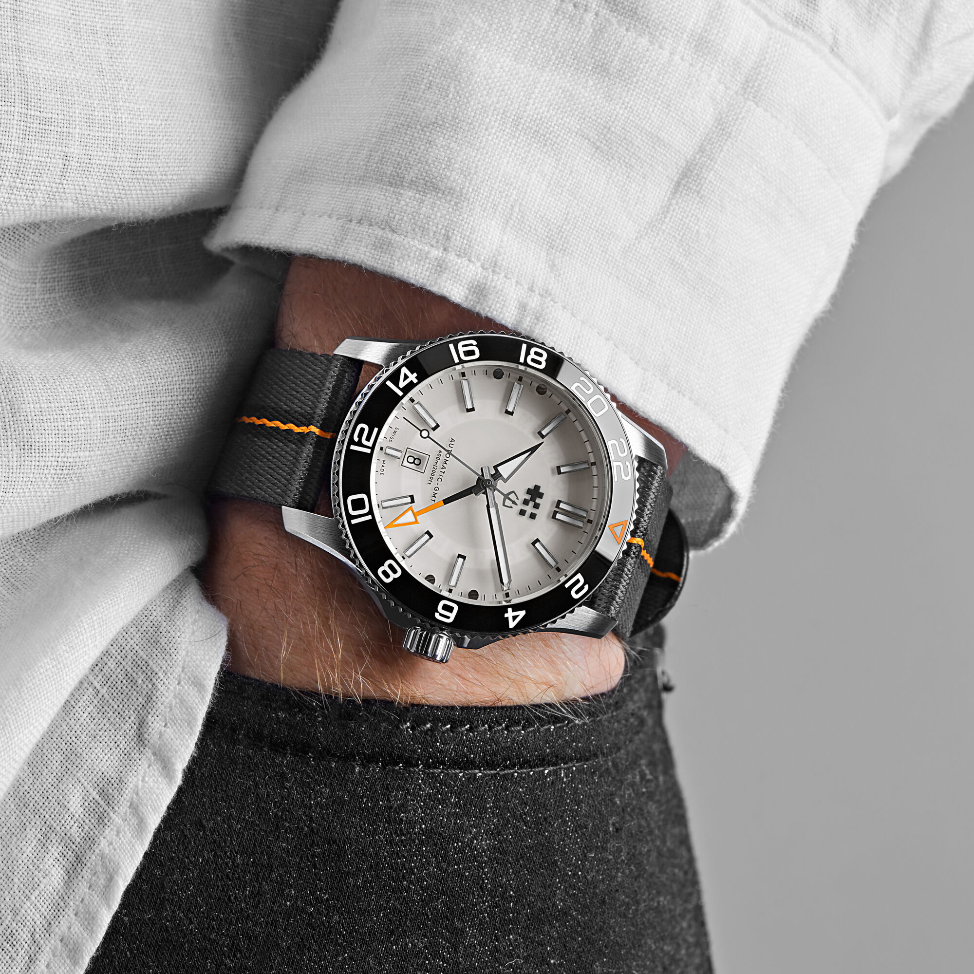 Ward Trident Gmt 600 Christopher Ward C60 Gmt White Ward Trident