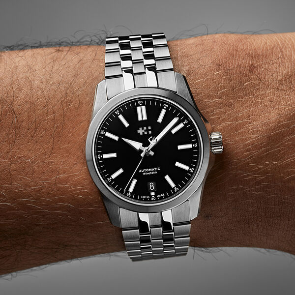 C63 Sealander Automatic