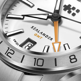 C63 Sealander GMT
