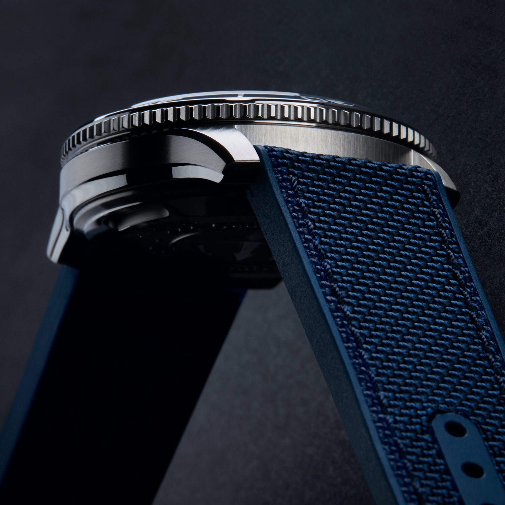 christopher ward hybrid strap