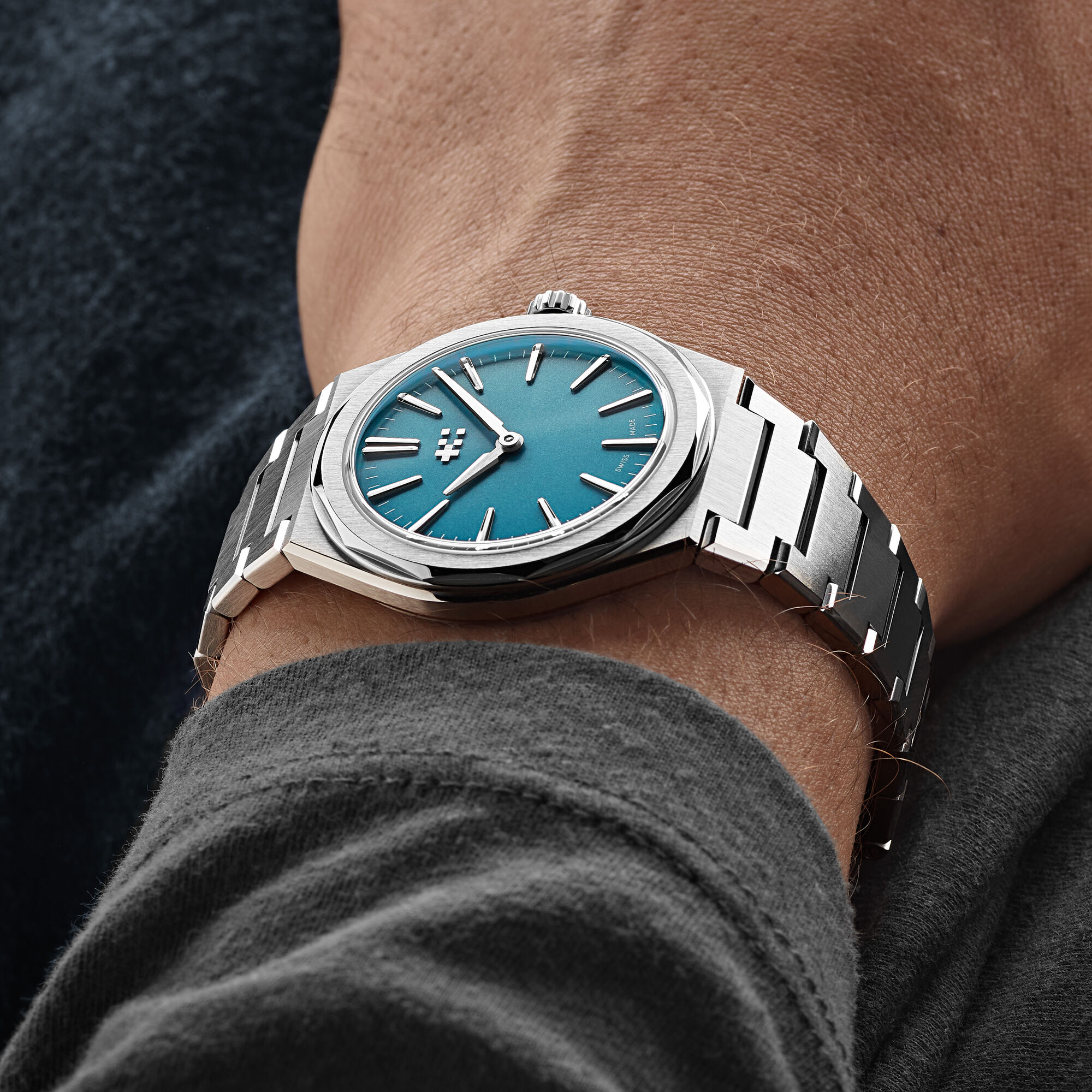 twelve 660 luxury dress watch The Twelve 660