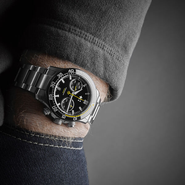 C60 Chronograph