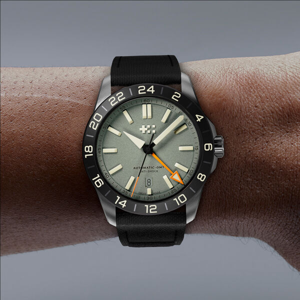 C63 Sealander Extreme GMT