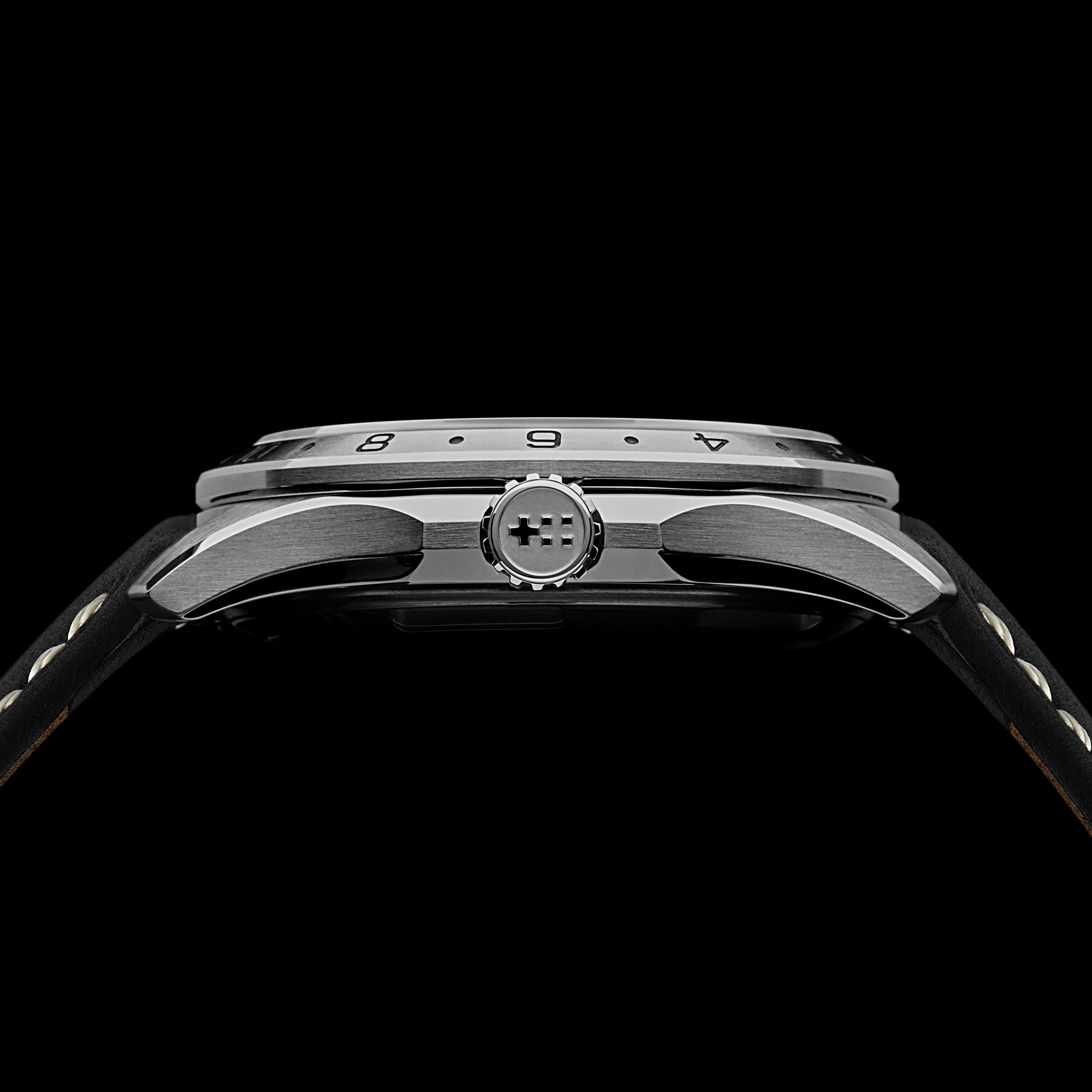 C63 Sealander GMT | Christopher Ward