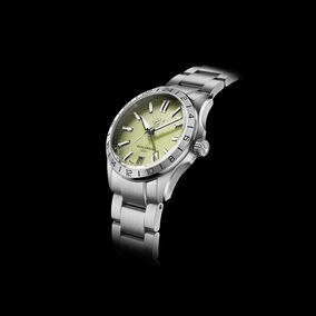 C63 Sealander GMT