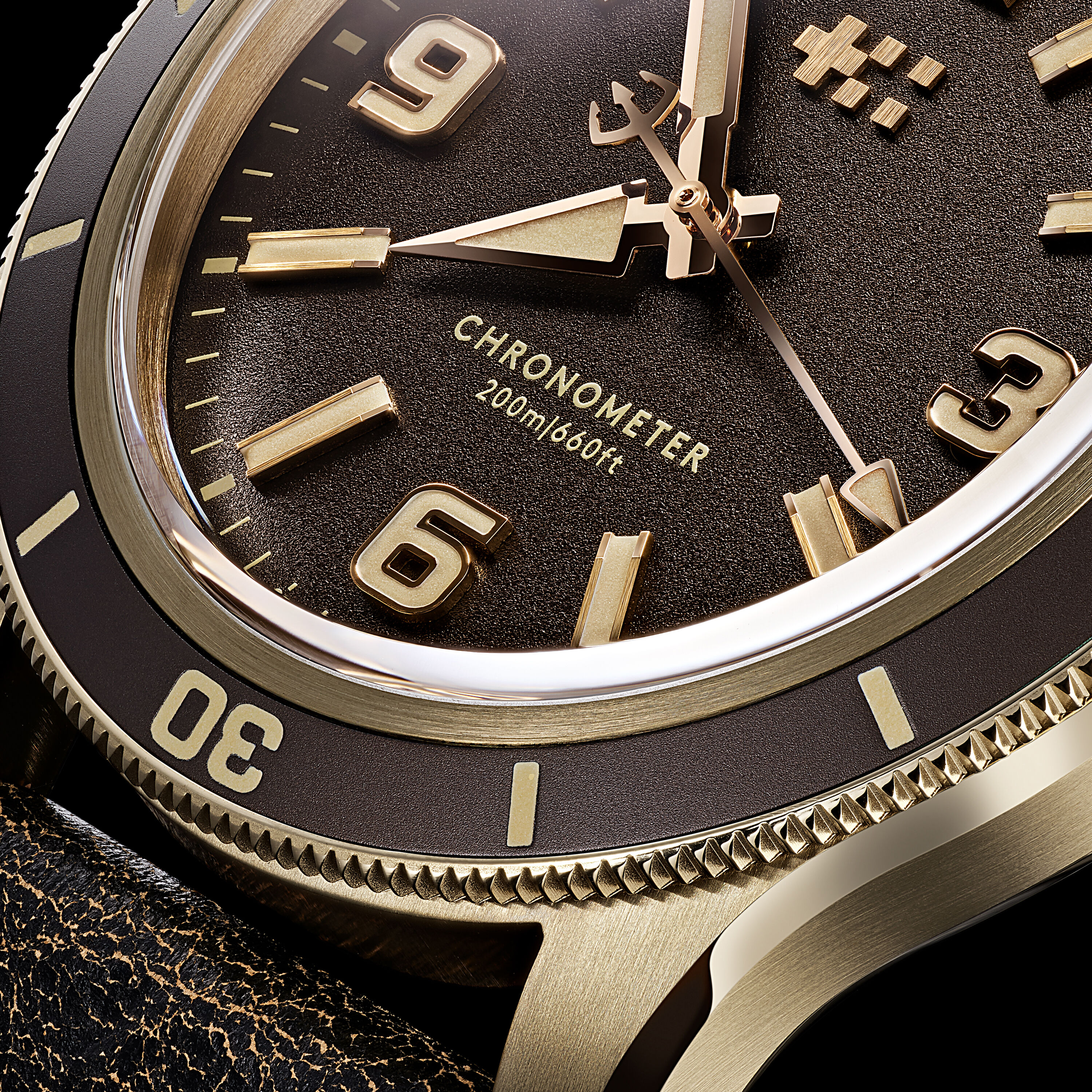 Trident Biscay Bronze | Christopher Ward