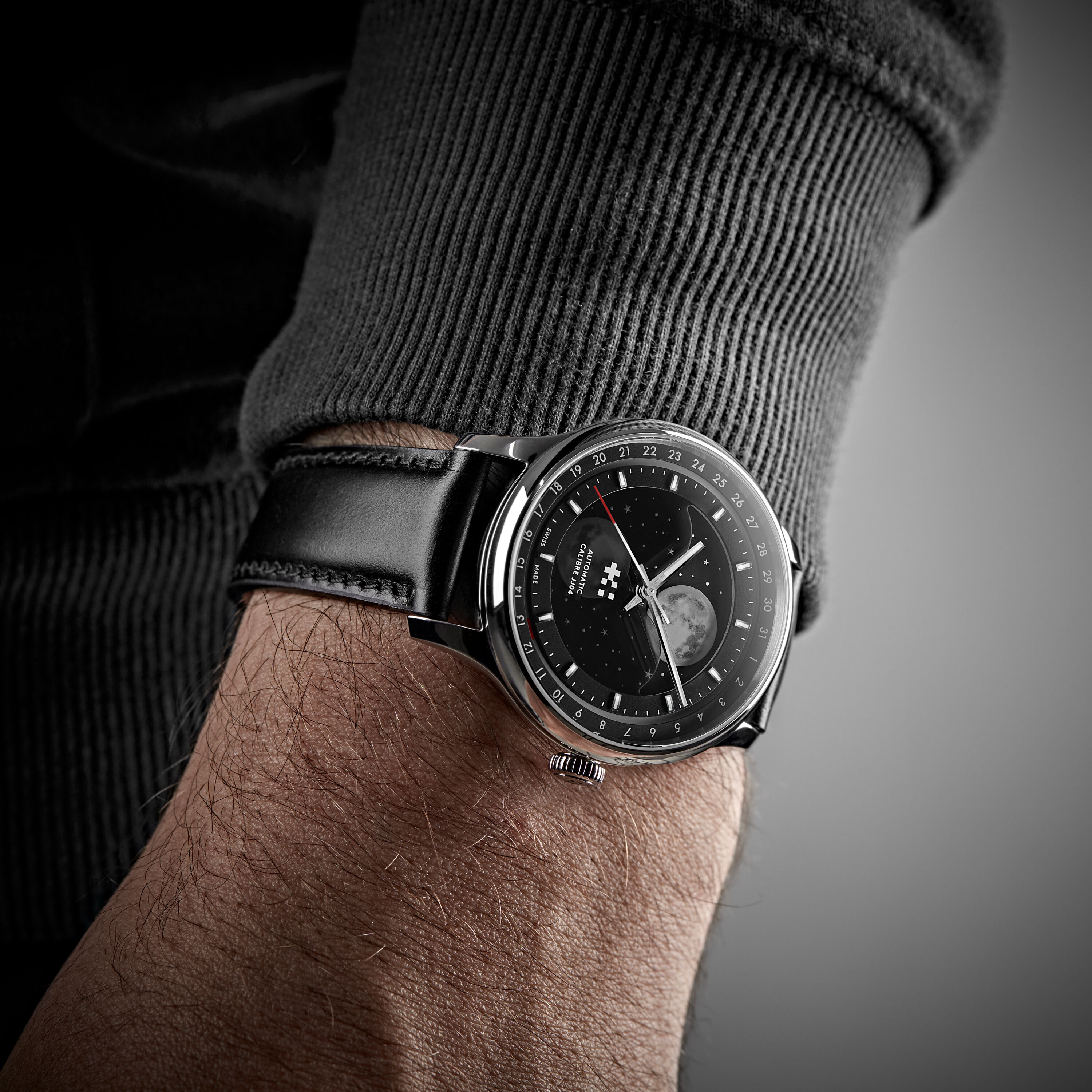C1 outlet moonglow watch