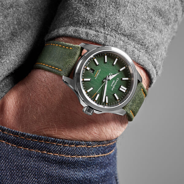 C63 Sealander Automatic