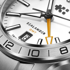 C63 Sealander GMT