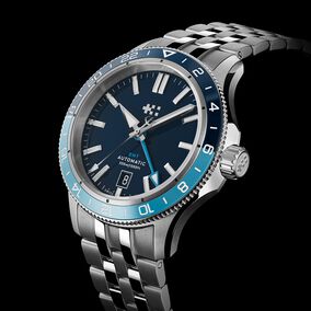 C60 Trident GMT 300