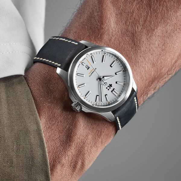 C63 Sealander Automatic