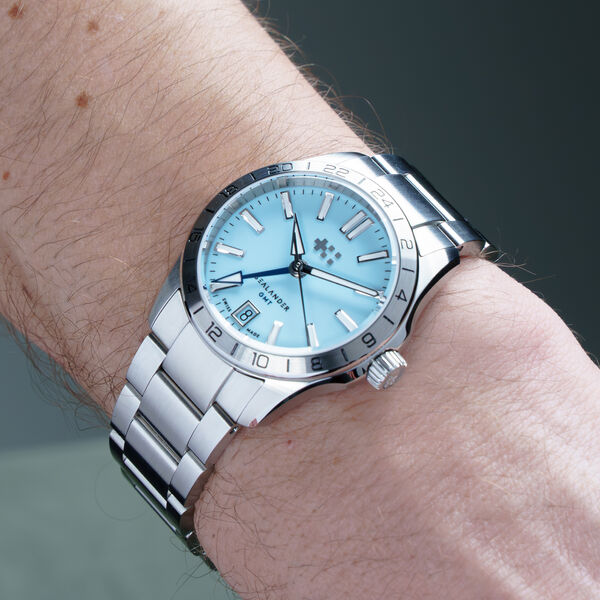 C63 Sealander GMT