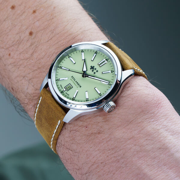 C63 Sealander Automatic