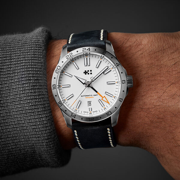 C63 Sealander GMT