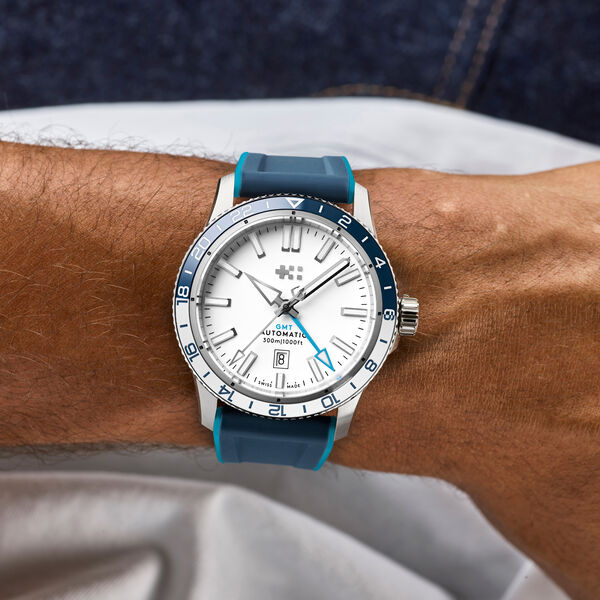 C60 Trident GMT 300