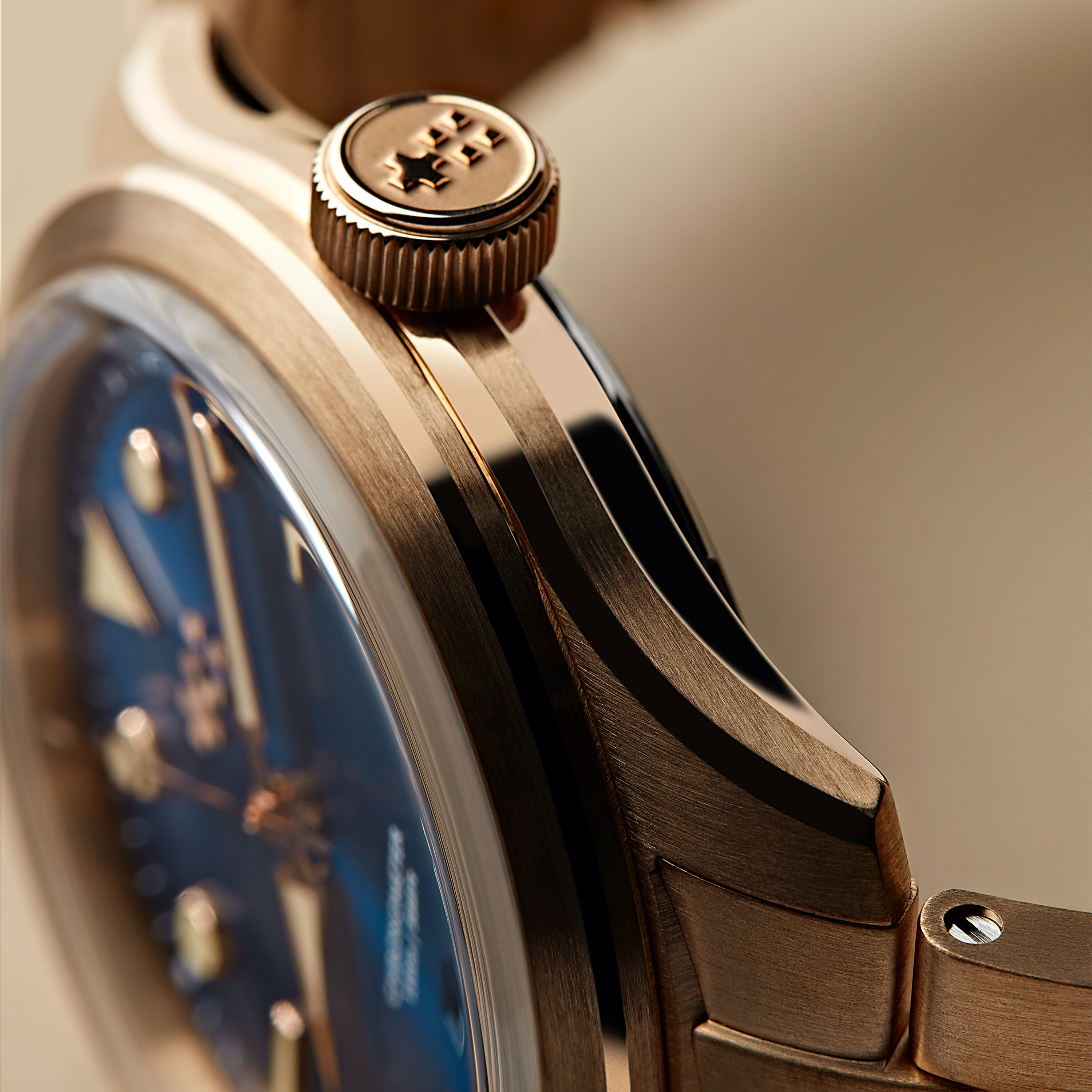 C65 Dune Bronze COSC Christopher Ward