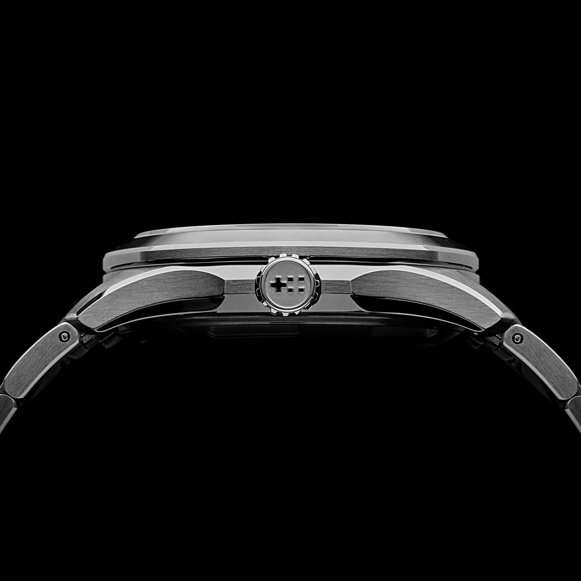 C63 Sealander Automatic