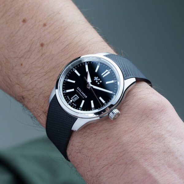 C63 Sealander Automatic