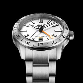 C63 Sealander GMT