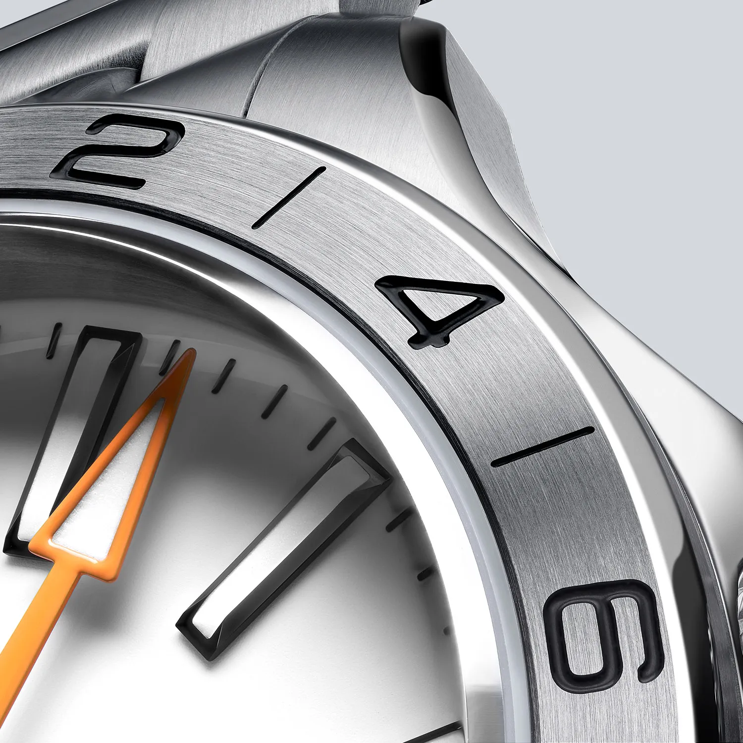 A bolder bezel