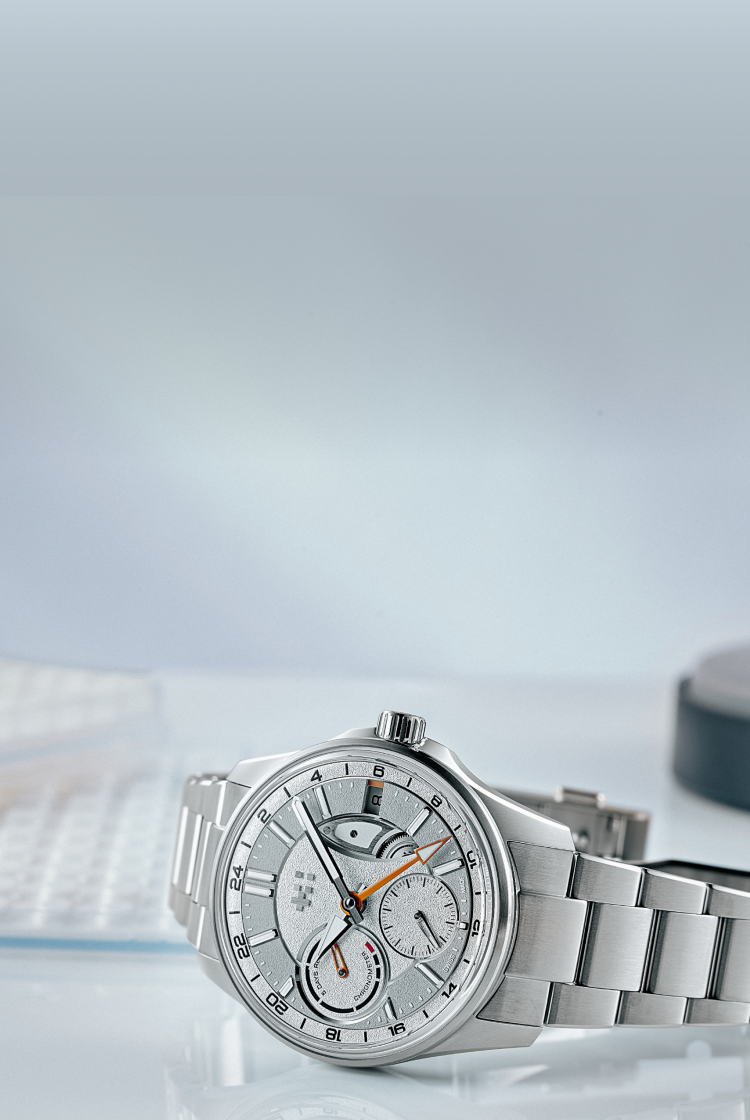 C63 Sealander True GMT hero