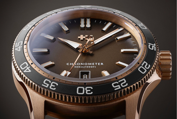 C60 Pro 300 Bronze | Christopher Ward