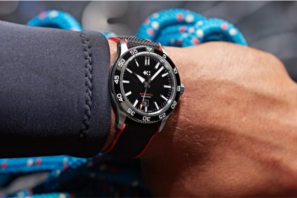 C63 Sealander GMT macro shot